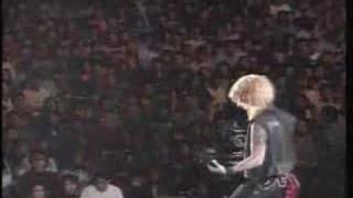 Guns N' Roses - Bass Solo by Duff McKagan