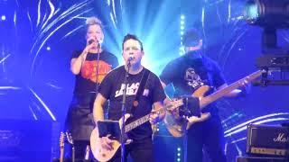 P-A Méthot & Les Pas Propres - My Hero/Monkey Wrench/Everlong (Live @ Festival Juste Pour Rire)