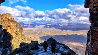 Cederberg- Wolfberg cracks and Maltese Cross