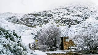 Ruta a Laguna de Peñalara bajo la nieve: Senderismo en Madrid