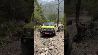 Maruti Suzuki Jimny Tackling Obstacle In 4L #suzukijimny | MotorBeam