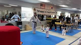 2-year-old breaks board in Taekwondo - Taekwondo kid