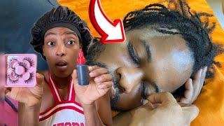 PUTTING ON LASHES ON MY JAMAICAN BOYFRIEND TO SEE HOW HE REACTS !