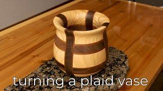 Turning a plaid vase