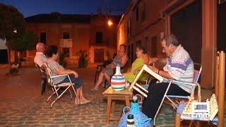 Salir a tomar el fresco en los pueblos de Castilla-La Mancha