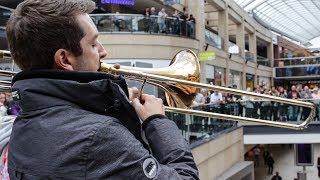 A surprise performance of Ravel's Bolero stuns shoppers!