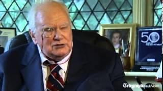 Sir Patrick Moore on amateur astronomy