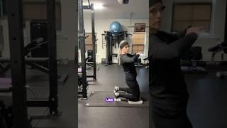 Rotate, reach back, mobilize that spine! #mobilitytraining #mobility #spinalmobility #movebetter