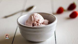 Strawberry ice cream: recipe without ice cream maker and with only 3 ingredients!