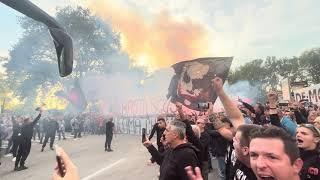 MILAN-VENEZIA, la CURVA SUD carica: “Basta scuse, ultima chiamata!” ️ Poi CORI al PULLMAN 