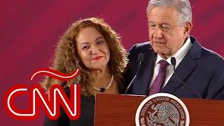 Futuro de Notimex y su directora en juego ante huelga en la agencia de noticias del estado mexicano