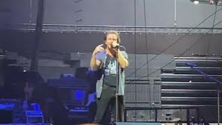 Eddie Vedder talks about his family (Pearl Jam - Hallenstadion, Zurich, Switzerland, 6/23/2022)