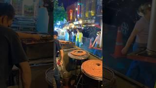 STREETFOOD SCENES AT NIGHT IN BANGKOK #shorts #bangkok #streetfood