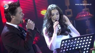 Beyaz Show - Fahriye Evcen "Hasretinle Yandı Gönlüm" şarkısını canlı söyledi!