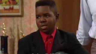 "Arnold" (Gary Coleman †) em Married With Children