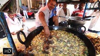 Heatproof Man | Indian Chef Dips His Bare Hands In Hot Cooking Oil | Incredible India