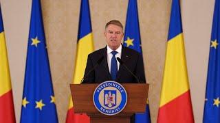 Romanian President Klaus Iohannis resigns to avoid political crisis