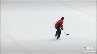 Макеев показывает, чем его научили НХЛ