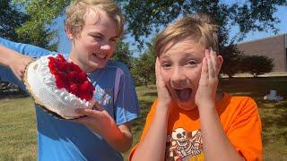 EPIC CAKE IN THE FACE!!! (3000 SUBSCRIBERS!!!)