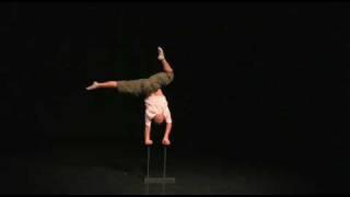 Oscar Karlsson Handstand 2010