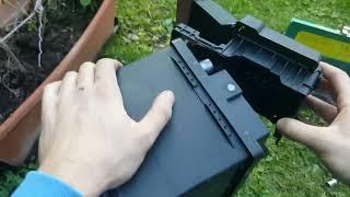 DIY Battery Change on Opel/Vauxhall Insignia, Wie man die Batterie von einem Opel Insignia wechselt