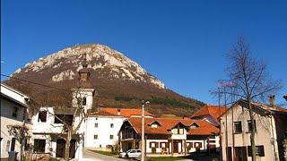 Hiking the Via Alpina Red Trail Thru Hike stage R3 Matavun to Razdrto 17km, 10.5 miles Slovenia