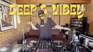 Deep & Viby Summer House DJ Mix in a Melbourne Garage