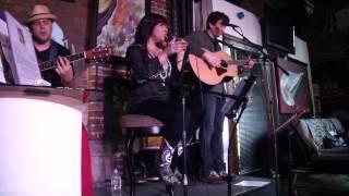 Jackie Arredondo "Unplugged" LIVE in Nashville