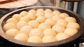 Tasty Taiwanese Pan-Fried Buns - 2 Color Pan-Fried Buns in Tainan