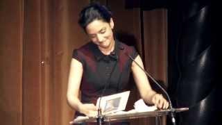 Archie Panjabi presents Best Original Screenplay at 2014 Writers Guild Awards