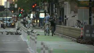 Chicago to add concrete barriers to all protected bike lanes by end of 2023