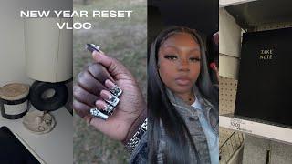 2024 NEW YEAR RESET VLOG : MINDSET is EVERYTHING (room reset, new nails, hygiene shopping,etc…)