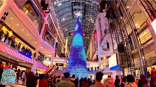 Toronto is getting ready for Christmas! Toronto Eaton Centre: CHRISTMAS TREE LIGHT & SNOW SHOW