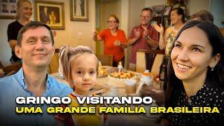 Família russa do gringo em aniversário brasileiro. Espero que não tenhamos passado vergonha.