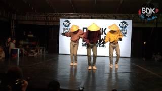 DANCING STRAWHATS  - SDK.EUROPE 2015