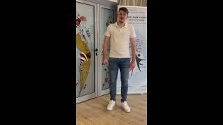 Stage movement method for pop singing teacher - Gestures and expressiveness