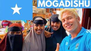 Mogadishu's Busiest Market (Somalia)