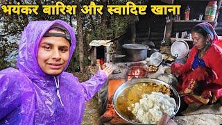 पहाड़ों की यात्रा करते हुए बहुत स्वादिष्ट खाना खाया | the taste of pahadi food | RTK Vlogs