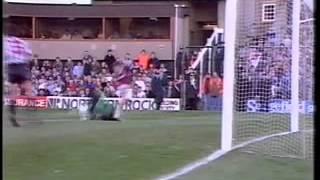 The Indian Warcry - Newcastle United fan, 1980's