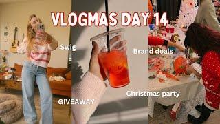 VLOGMAS DAY 14, giveaway!!! Christmas party, running errands