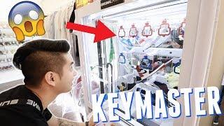 This Is The GREATEST SNEAKER KEYMASTER Of All Time | Arcade Games