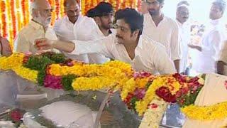 Nagarjuna Mourns on Ramanaidu's Expiry || NTV