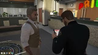 Cop hot mics while chatter tries convince him to not give Lang guns back - NoPixel 4.0