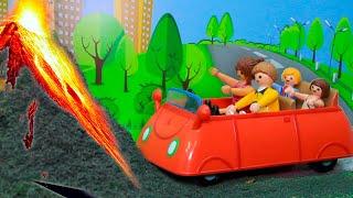 Видео для детей с игрушками Плеймобил. Самые новые игрушечные мультфильмы 2021 года.