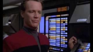 Star Trek Voyager: Tom Paris orders Hot Plain Tomato Soup