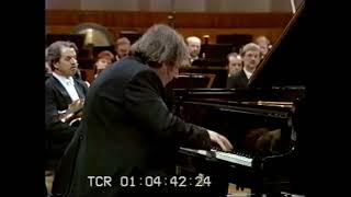 Grigory Sokolov plays Chopin Etude Op.25 No.12 in C minor "Ocean" - Video 1987