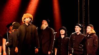 The Spooky Men's Chorale sing "Ghost Riders in the Sky" at Towersey village festival.