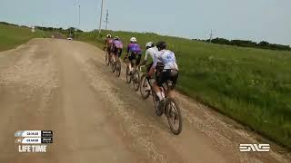 UNBOUND 200 Gravel | Cam Jones and Simon Pellaud Break Away