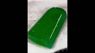 #翡翠原石 #翡翠 #翡翠手鐲 #crystals #玉佩 #翡翠原石直播 #jade #古玉收藏 #翡翠赌石 #crystalshop