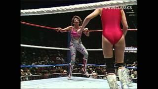 Sensational Sherri vs. Rockin Robin - December 26, 1987